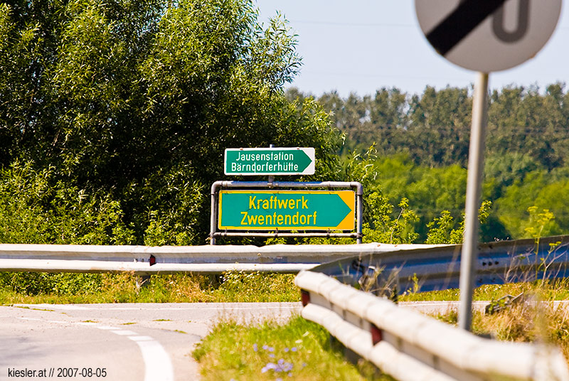 Zwentendorf streetsign