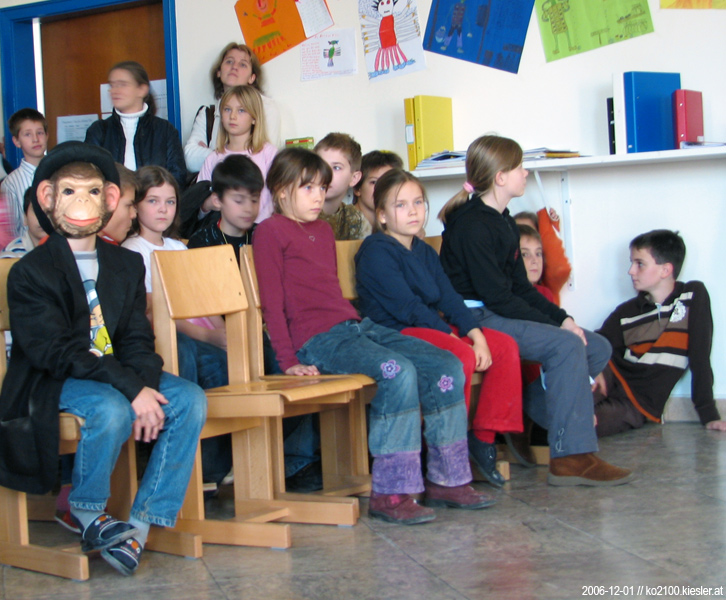 crowd 3