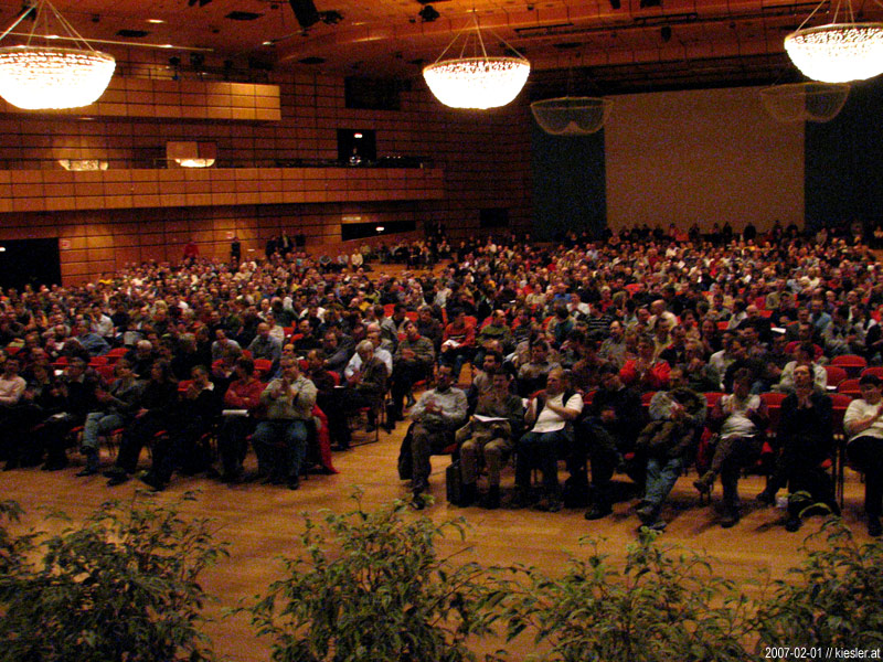 Crowd 2