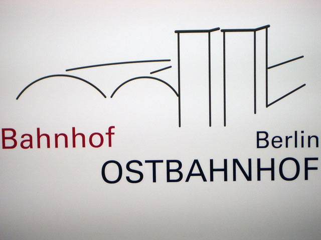 Ostbahnhof sign 2